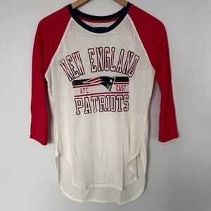 New England Patriots 3/4 Sleeve T-shirt Size Medium